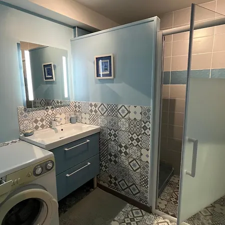 Apartament T3 Au Rez-de-chaussee Proche Centre Avec Parking Et Animaux Acceptes - Fr-1-843-16 *